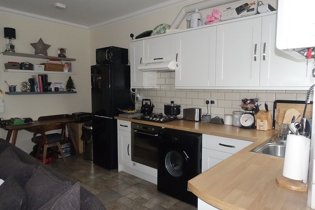 Kitchen Dining Area